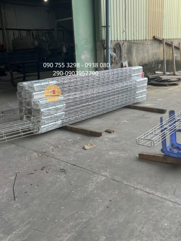 MÁNG LƯỚI INOX 304